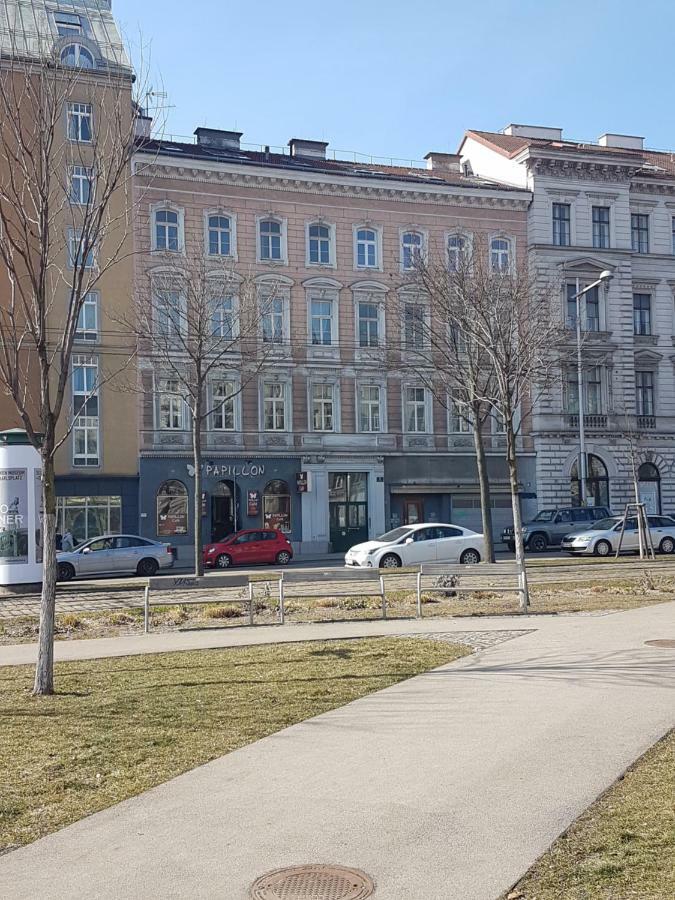Gerald'S Apartment 10 Виена Екстериор снимка
